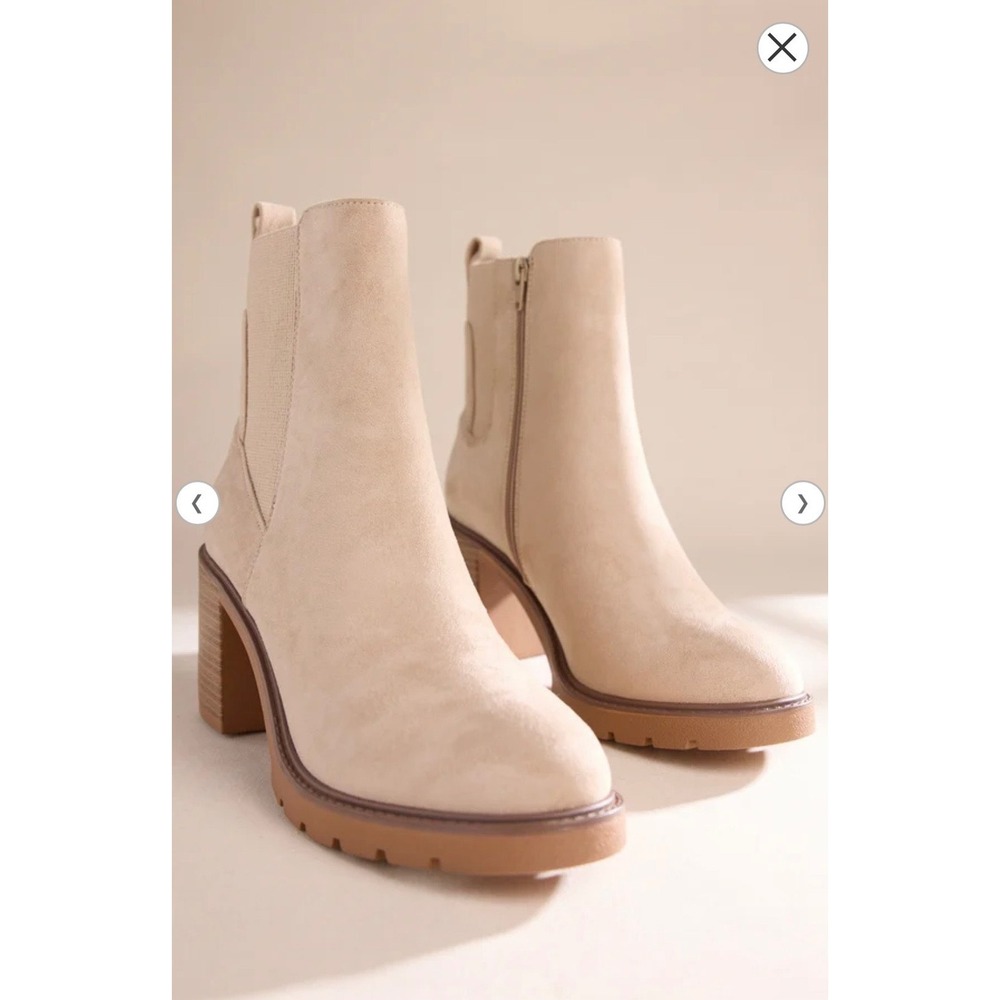 Altar'd State Rachel Booties Rapid Sand Block Heel Ankle Boots Size 10 - Picture 4 of 12